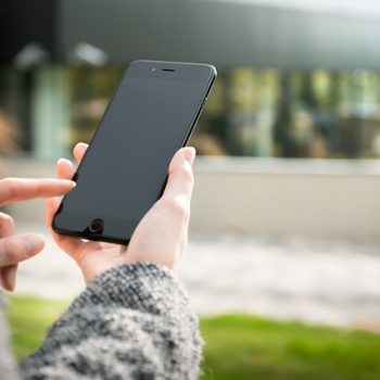 smartphone-2212963_640